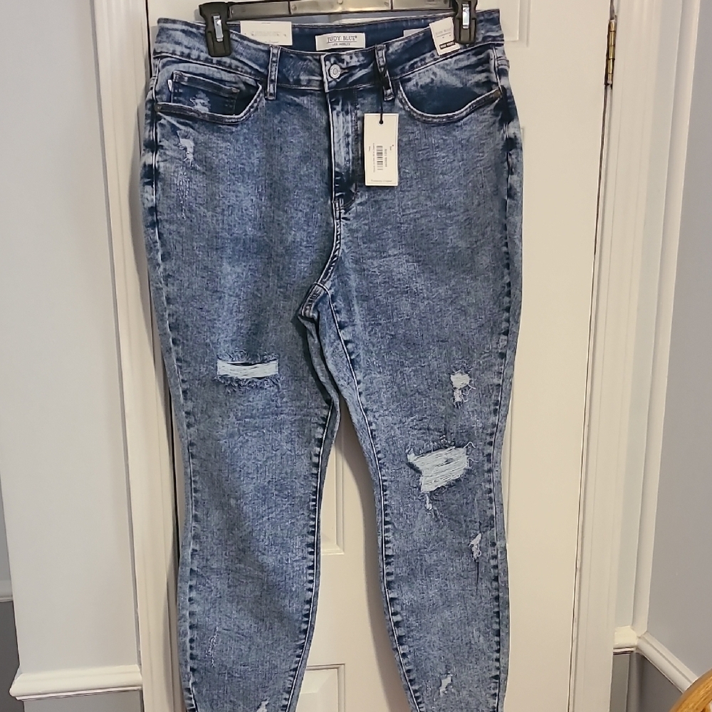 Blue Distressed Women's Jeans